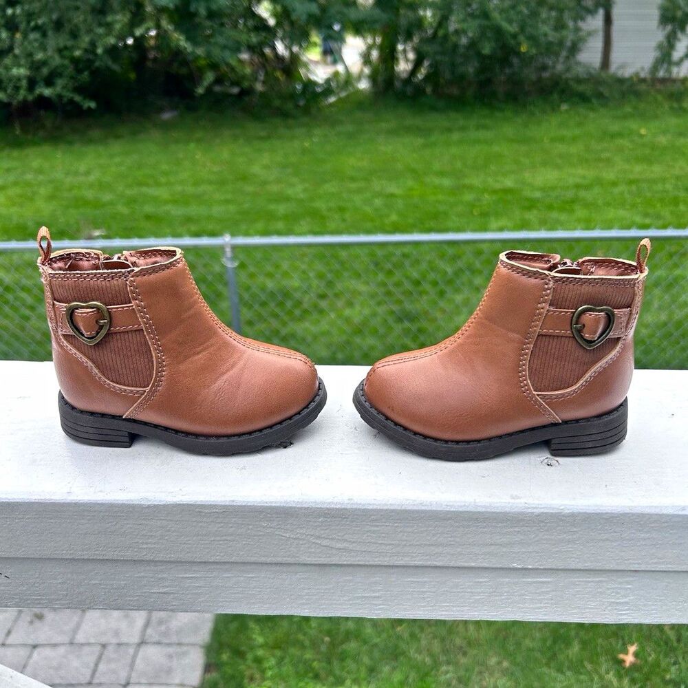 Carter's Brown Faux Leather Ankle Booties Zip Buckle Size 4 US / EU 19